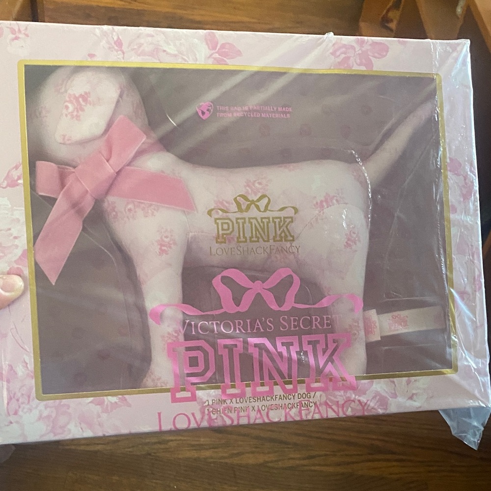 Victoria's Secret Pink loveshackfancy dog
